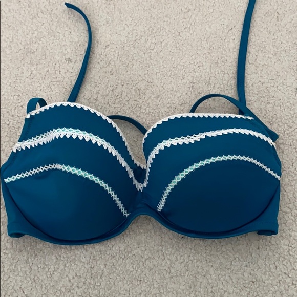 bathing suit top - Picture 1 of 3